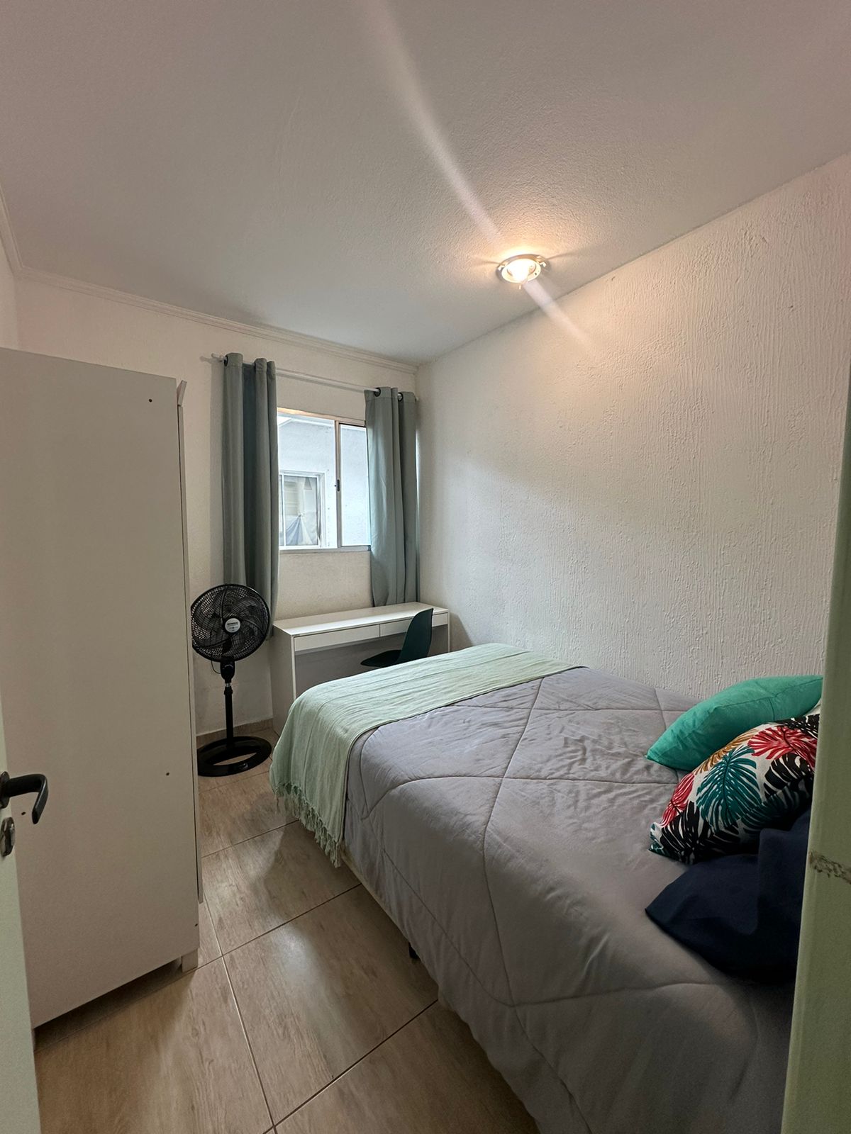 Ohana Coliving – Quarto Luz